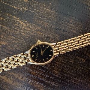 vintage Caravelle by Bulova women's gold-tone dress watch